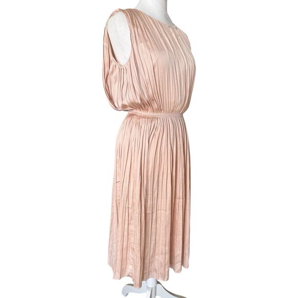 Massimo Dutti Blush Rose Pink Pleated Dress Size Medium Halted Midi Satin - Picture 1 of 9